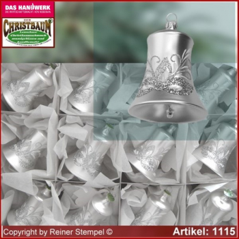 Christmas tree ornaments made of glass bells Antique glass from Lauscha Thüringen.