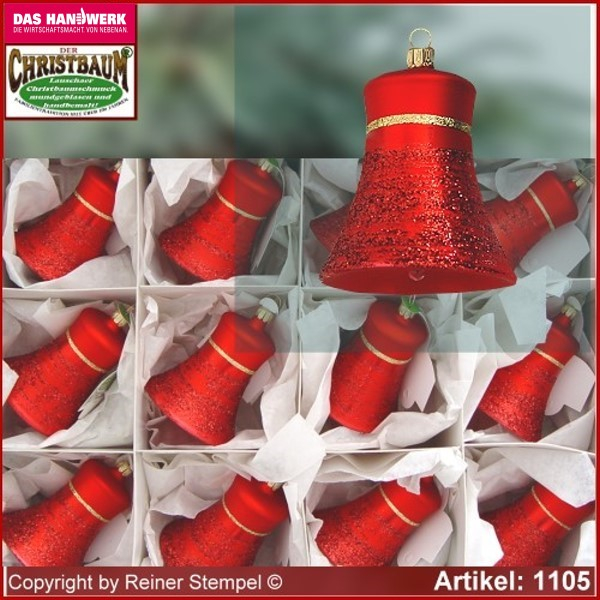 Christmas tree ornaments made of glass bells Classic glass from Lauscha Thüringen.